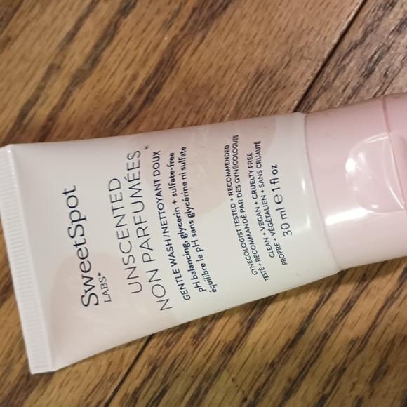 PICK 5 FOR 25 SWEET SPOT LABS UNSCENTED GENTLE WASH - Picture 2 of 3